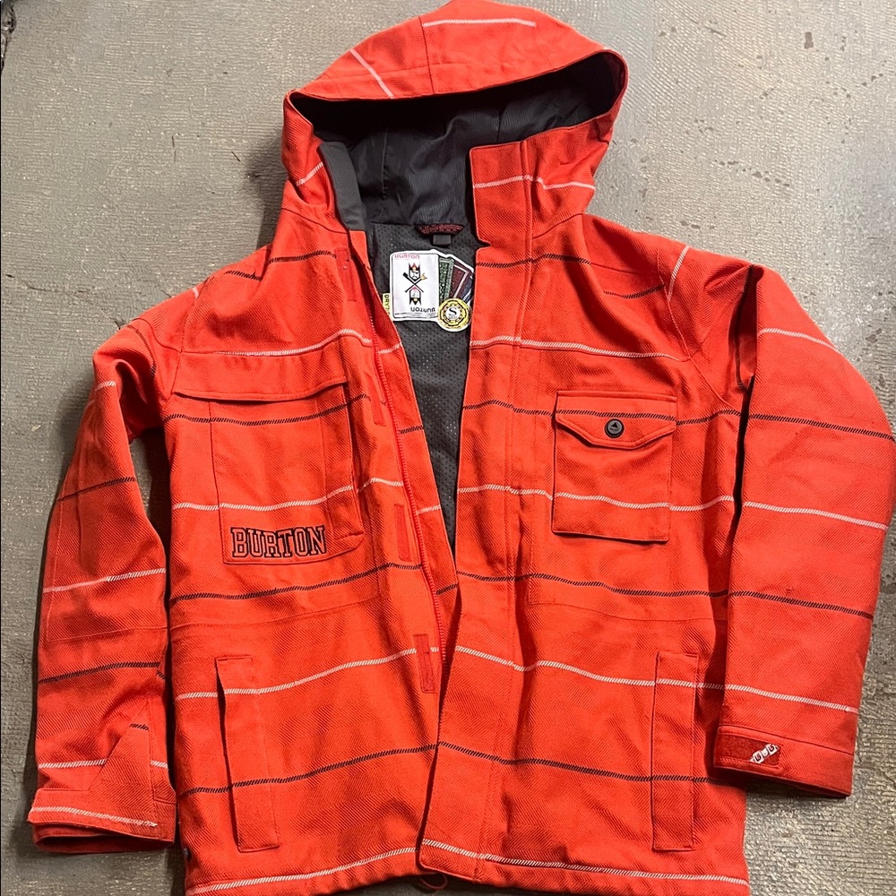 Burton men’s large Red Hooded Puffer Jacket with Thin White Stripes